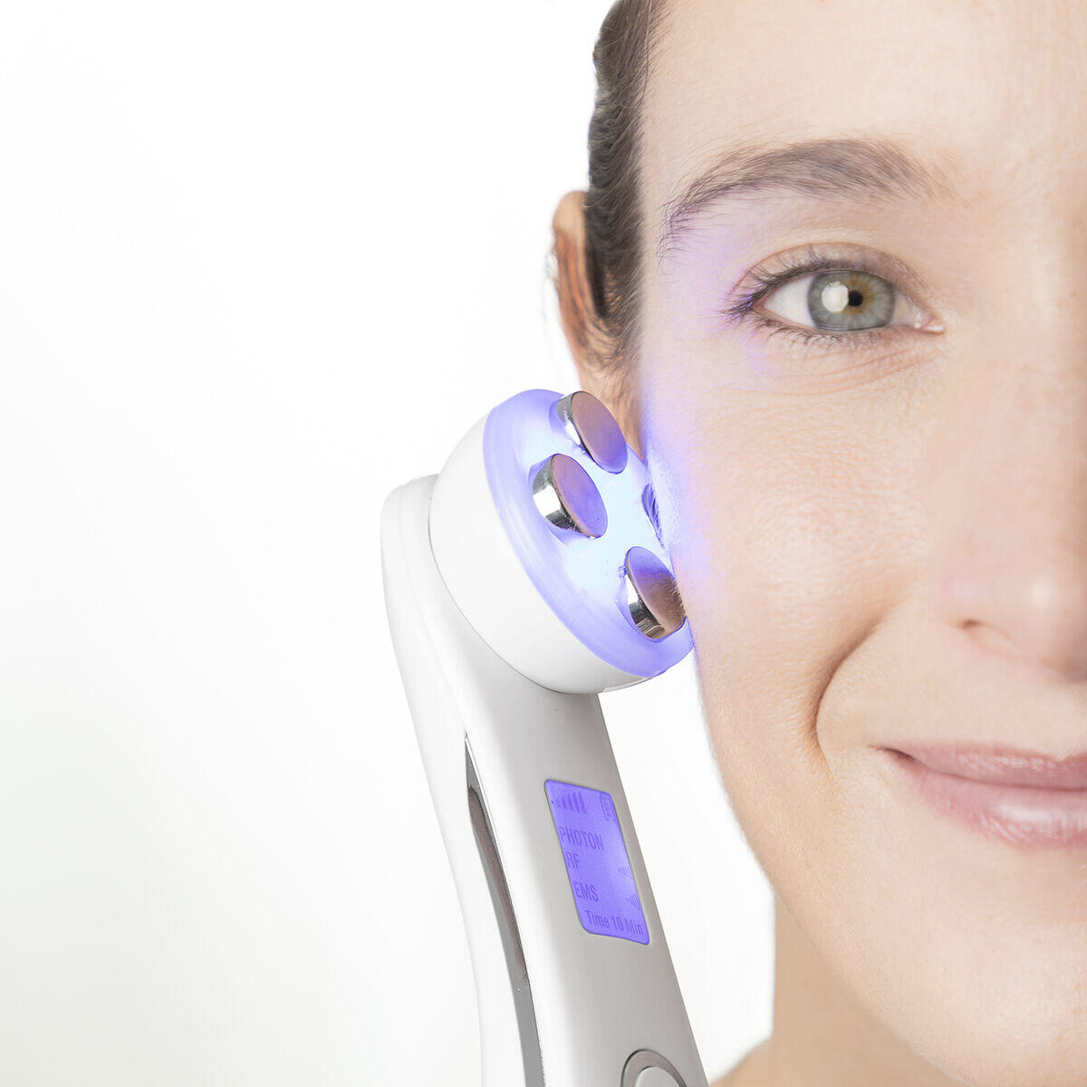 ✨Rejuvenecedor facial Wace  – Rejuvenece tu piel desde casa